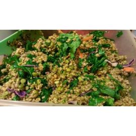 llenties amb kale i fruits secs