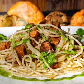 Pasta amb ruca i seitan